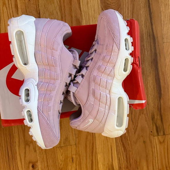 NIB*Womens NIKE AIR MAX 95 Premium *size 7 - Picture 6 of 13